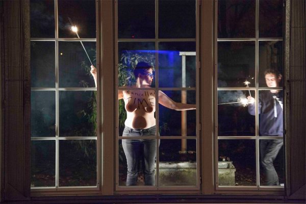 Emily Roysdon (Every Ocean Hughes), ‘Uncounted*’, (2014), book launch and performance. Photo: Kyle Tryhorn