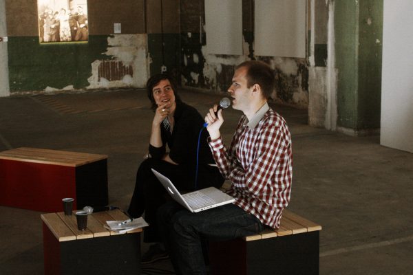 Wendelien van Oldenborgh in conversation with Jacob Korczynski (2011). Photo: Marcel van den Berg.