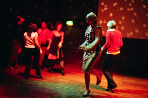 Melanie Bonajo & Janneke Raaphorst, jive performance (2008). Photo: Sal Kroonenberg.