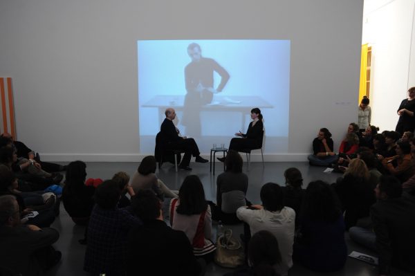 Sarah Pierce and Kevin Atherton in dialogue (2010). Photo: Sal Kroonenberg.