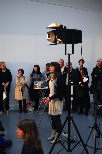Keren Cytter, ‘Performer/Audience/Mirror’ (2010), performance. Photo: Nicholas Burrough.