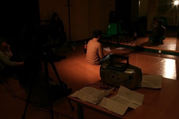 Keren Cytter, ‘Performer/Audience/Mirror’ (2009), performance.