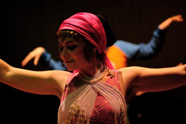 Melanie Bonajo & Irina Birger, performance (2008). Photo: Sal Kroonenberg.
