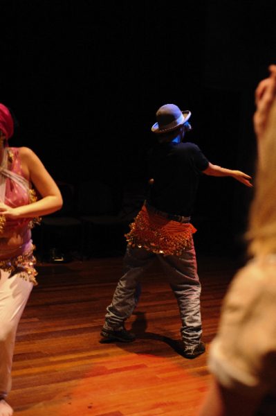 Melanie Bonajo & Irina Birger, performance (2008). Photo: Sal Kroonenberg.