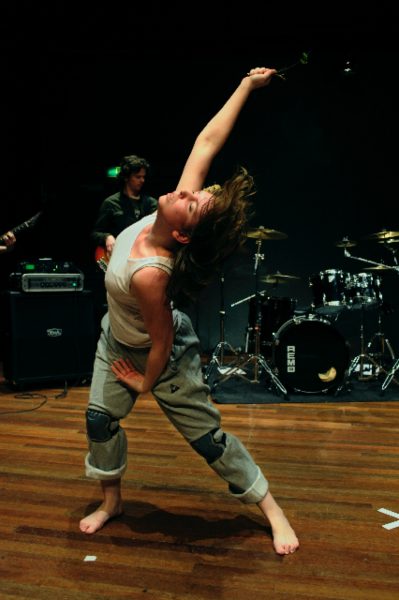 Maria Pask, ‘4 F-ER’ (2009), performance. Photo: Sal Kroonenberg.