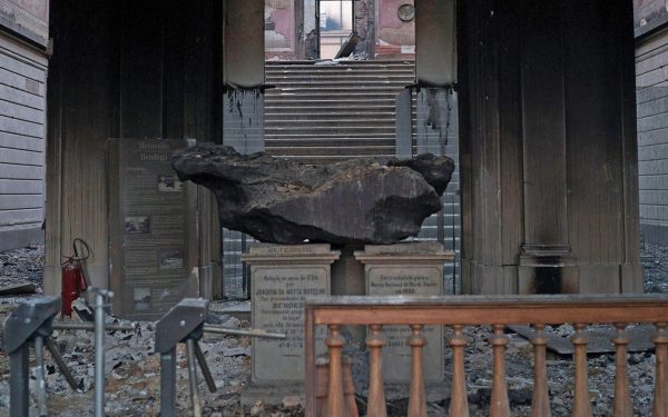 Bendegó the meteorite in the ruins of National Museum of Brazil in Rio de Janeiro, from Kent Chan's artist pages in Reader 'Ritual and Display'